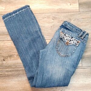 Arizona Blue Jeans Decorative Pockets